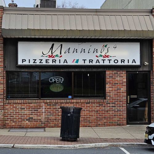 Mannino's Pizzeria