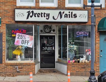 Pretty Nails shop.